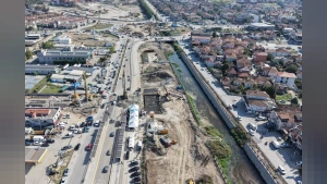 Sakarya'da Ulaşımı Rahatlatacak Kuzey Köprüsü'nün Temeli Atıldı