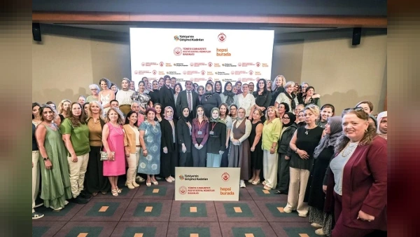 Aile ve Sosyal Hizmetler Bakanlığı ile Hepsiburada’dan Antalya’da Girişimci Kadınlara Dijital Eğitim Desteği