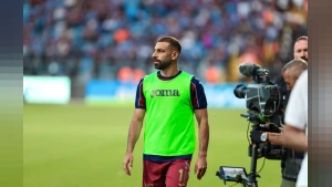 Mısır-Angola Maçında Mohamed Salah Kararı Ülkeyi Salladı! Hossam Hassan'dan Açıklama Geldi