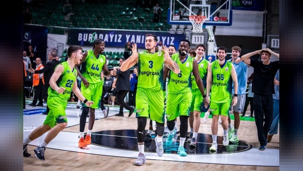 TOFAŞ, Yiğitcan Saybir'in Son Salise Basketiyle Sezona Galibiyetle Başladı