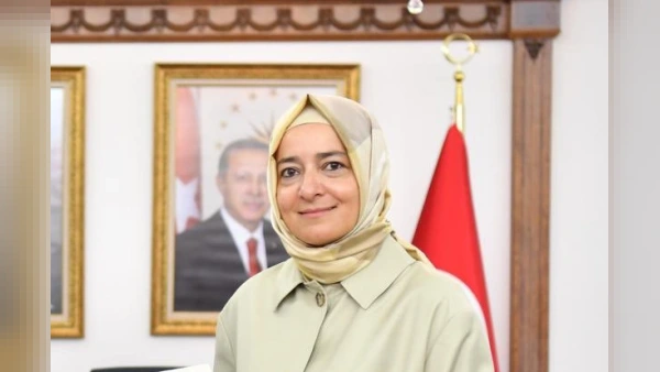 Dr. Betül Sayan Kaya Görevlerinden Affını İstedi: Siyasi Sorumluluk Vurgusu