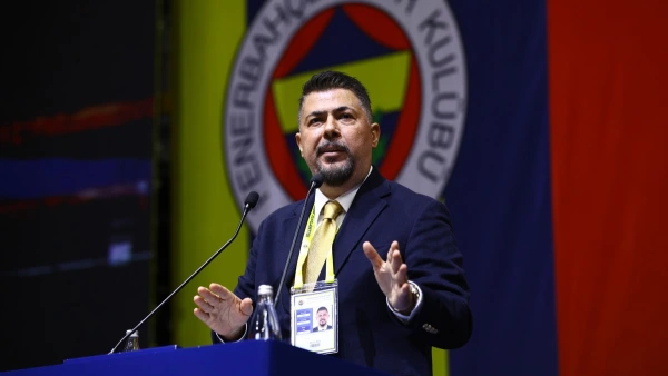 Fenerbahçe Mali Genel Kurulu'nda İlker Alkun'dan Aziz Yıldırım'a Faiz ve Borç Yanıtı