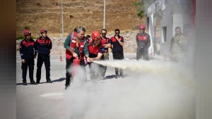 İzmir'de Hastanede Gerçeği Aratan Yangın ve Tahliye Tatbikatı