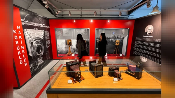 Kocaeli Fotoğraf Teknolojileri Müzesi'nde Sanat Söyleşisi