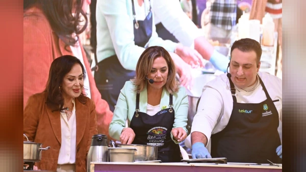 Tekirdağ 1. Uluslararası Gastronomi ve Bağcılık Festivali Türkan Şoray'ın Katılımıyla Başladı