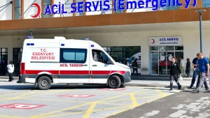 Esenyurt Belediyesi'nden İhtiyaç Sahiplerine Ücretsiz Hasta Nakil Desteği: Başvuru Hattı Açıldı