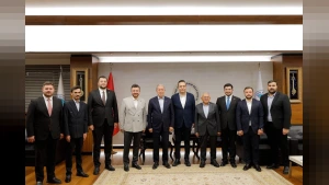 Kayseri'de Bİ'Fest Coşkusu: Başkan Büyükkılıç ve Yusuf İbiş Gençlerle Buluştu
