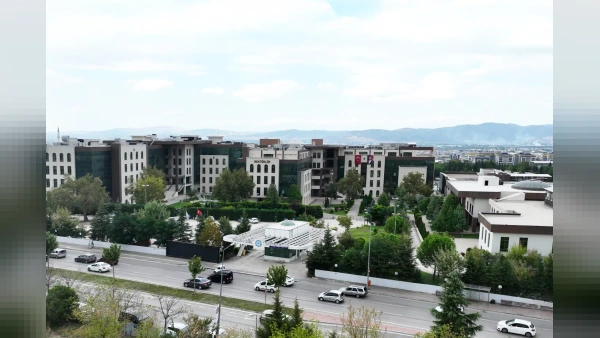 Liselilere Kampüs Kapılarını Açan Projede Son Gün: BTÜ Tercihten Önce Deneyim Sunuyor