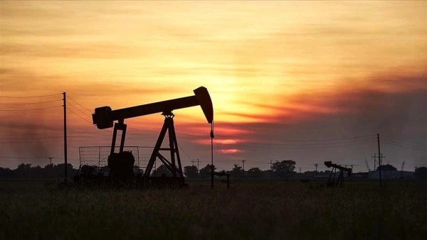 Brent Petrol 100 Dolara Dayanırken ABD-İran Müzakereleri ve Hürmüz Boğazı Belirsizliği Piyasayı Karıştırdı
