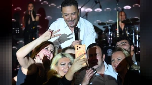 Cenk Eren 30. Yılını Bostancı Gösteri Merkezi'nde Kutlamaya Hazırlanıyor