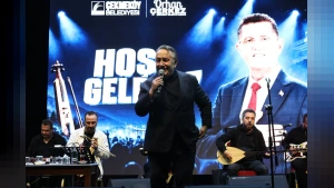 İsmail Türüt'ten Çekmeköy'de Unutulmaz Konser