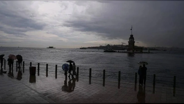 İstanbul Valiliği'nden Kritik Uyarı: Sağanak Yağış ve Fırtına Geliyor
