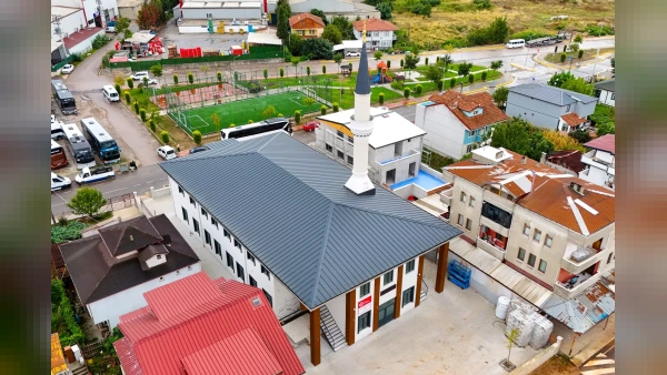 Kocaeli Büyükşehir Belediyesi'nden Başiskele'deki Gazze Şehitleri Camii'ne Malzeme Desteği