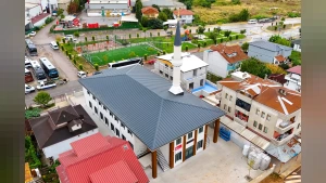 Kocaeli Büyükşehir Belediyesi'nden Başiskele'deki Gazze Şehitleri Camii'ne Malzeme Desteği