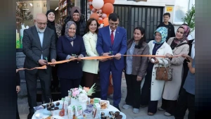 Kütahya'da Sanat ve Bilim Buluştu: Düş Bahçesi Kapılarını Açtı