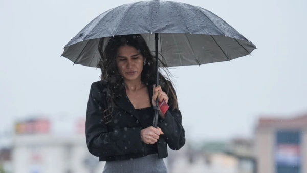 Meteoroloji'den Son Dakika: Sakarya, Kocaeli ve Bursa İçin Çok Kuvvetli Yağış Uyarısı!