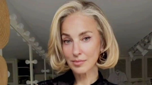 Burcu Esmersoy imaj değiştirdi: Uzun saçlarına veda etti