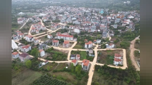 İnegöl Belediyesi Cerrah Mahallesi'nde Yeni Sokaklar İçin Sathi Kaplama Başlattı