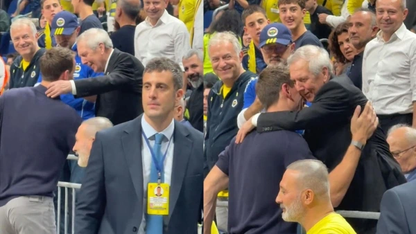 Jan Vesely parkelere veda etti: Fenerbahçe'den unutulmaz tören
