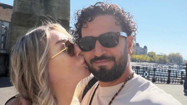 Seda Sayan ve Çağlar Ökten İsviçre'de Aşka Geldi: Zürih Sokaklarından Romantik Paylaşım