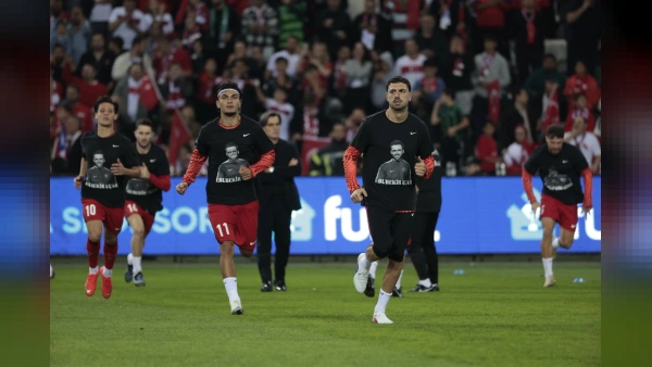 A Milli Futbol Takımı'nda Belçika Maçı Öncesi Can Uzun Şoku