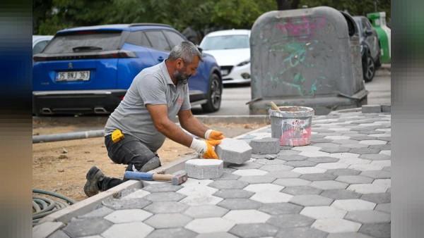 Bornova'da Zafer Caddesi için hazırlanan kentsel tasarım projesi incelendi