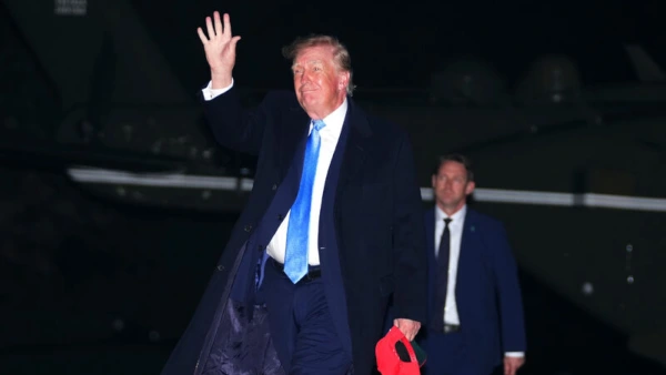 Donald Trump'tan Irak açıklaması: Onurlu ve saygın ayrıldık