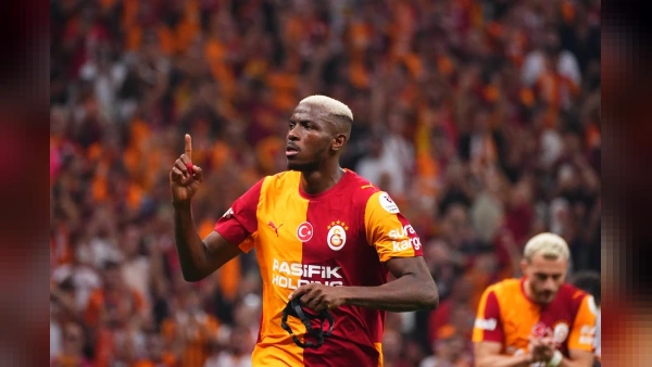 Galatasaray'da Victor Osimhen Gelişmesi: Barcelona Karşısında İlk 11'de Sahaya Çıkacak mı?