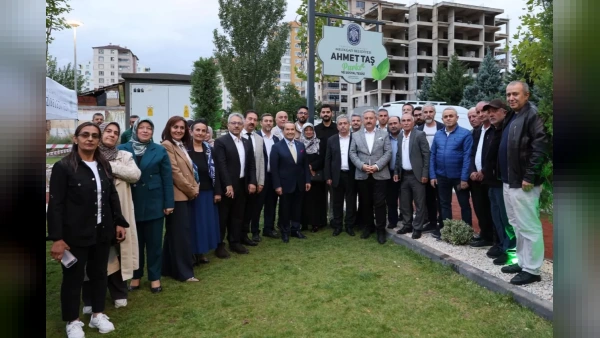 Kayseri Melikgazi'de Ahmet Taş Parkı ve Sosyal Tesisi Açıldı