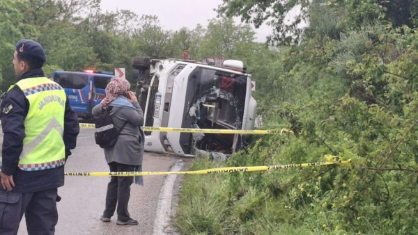 Sinop'ta Tur Otobüsü Kazası: 2'si Ağır 18 Yaralı