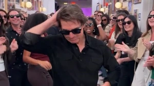 Tom Cruise'dan Jennifer Hudson Show'da Unutulmaz 'Riskli İş' Dansı
