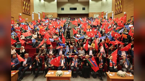 13 Ülkeden 33 Edebiyatçı Kayseri'de: 2. Türk Dünyası Şair ve Yazarlar Buluşması Başlıyor