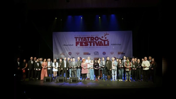 8. Uluslararası Maltepe Tiyatro Festivali Kırmızı Halı ve Açılış Konseriyle Başladı