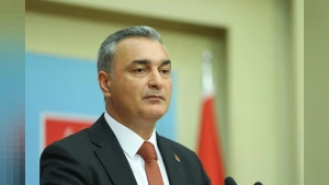 CHP Sözcüsü Müslim Sarı'dan Eyüpsultan Belediye Başkanı Mithat Bülent Özmen'in Gözaltına Alınmasına Sert Tepki