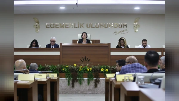 Karabağlar Belediye Meclisi Toplandı: 2027 Bütçesi Komisyona Sevk Edildi
