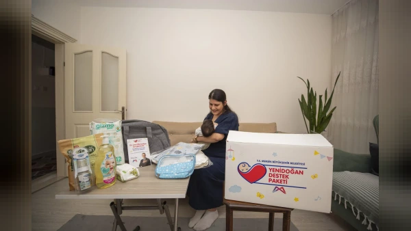 Mersin Büyükşehir Belediyesi'nden Dar Gelirli Ailelere 18 Bin Bebek Destek Paketi
