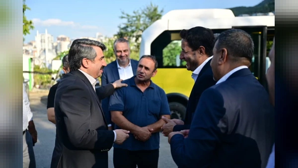 Yıldırım Belediye Başkanı Oktay Yılmaz Ertuğrulgazi Durak Esnafını Ziyaret Etti