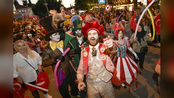 11. Uluslararası Kaleiçi Old Town Festivali Başlıyor: 15 Ülkeden Heyetler Antalya'da