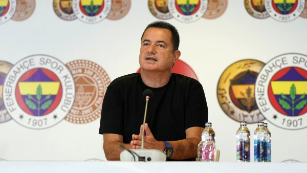 Acun Ilıcalı İçin Fenerbahçe'de İhraç İstemiyle Disiplin Süreci Başlatıldı