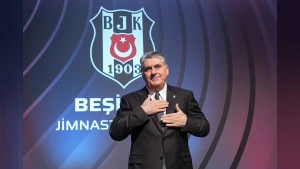 Beşiktaş'ta Serdal Adalı Yönetimi Genel Kurulda İbra Edildi