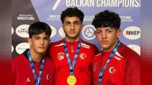 Bursa Büyükşehir Belediyesporlu Güreşçilerden Hırvatistan'da 3 Madalya