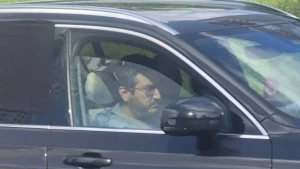 Ünlü Oyuncu Feyyaz Yiğit İstanbul Levent Trafiğinde Görüntülendi