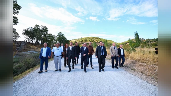 Demirci'de 46 Kilometrelik Karadaş Yolu Tamamlandı