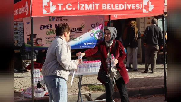 İzmit Belediyesinden KPSS Adaylarına Sınav Günü Desteği