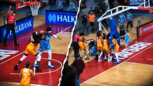 Melikgazi Kayseri Basketbol - Turgutlu Belediyespor Maçında Büyük Kavga Çıktı