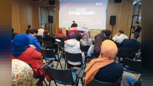 Uluslararası 16. Kocaeli Kitap Fuarı'nda Yazarlar Okurlarla Buluştu