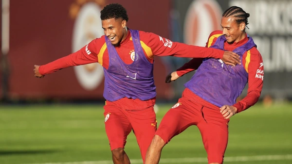 Galatasaray'da Kasımpaşa Maçı Hazırlıkları Okan Buruk Yönetiminde Sürüyor