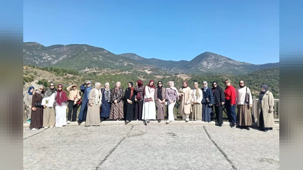 Sakarya Büyükşehir Belediyesinden Öğrencilere Güney Turu