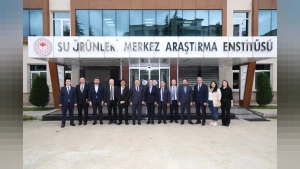 Başkan Genç Trabzon Su Ürünleri Araştırma Enstitüsünü Ziyaret Etti