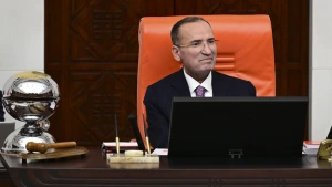 Bekir Bozdağ TBMM Başkanvekilliği görevinden istifa etti